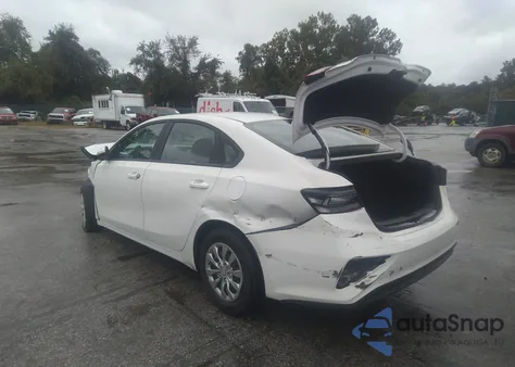 2021 Kia Forte Fe из США, поврежденный, VIN 3KPF24AD1ME353552